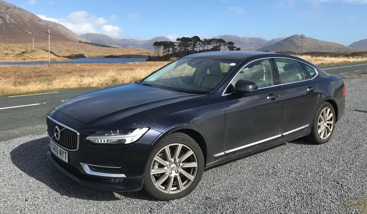 Volvo S90 front