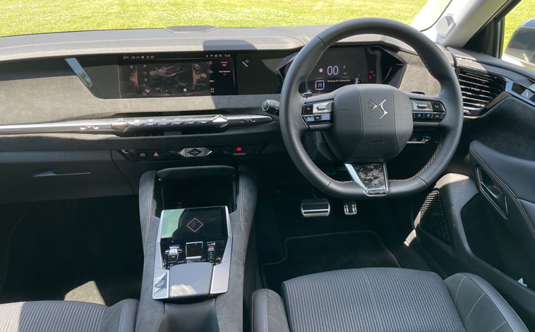 DS 4 Performance Line interior