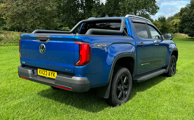 VW Amarok rear