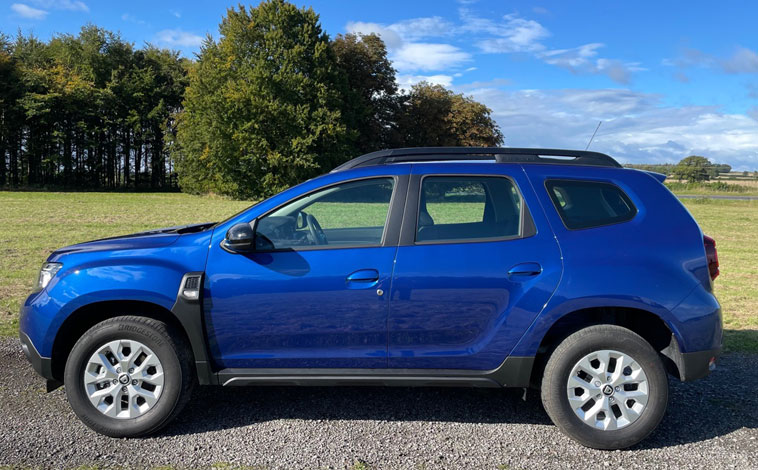 Dacia Duster side