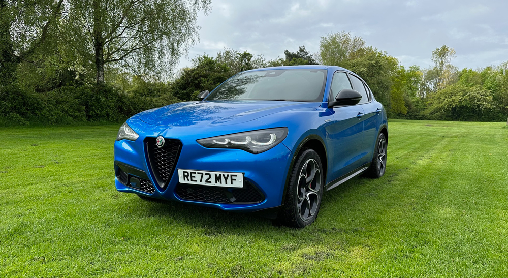 Alfa Romeo Stelvio Veloce front