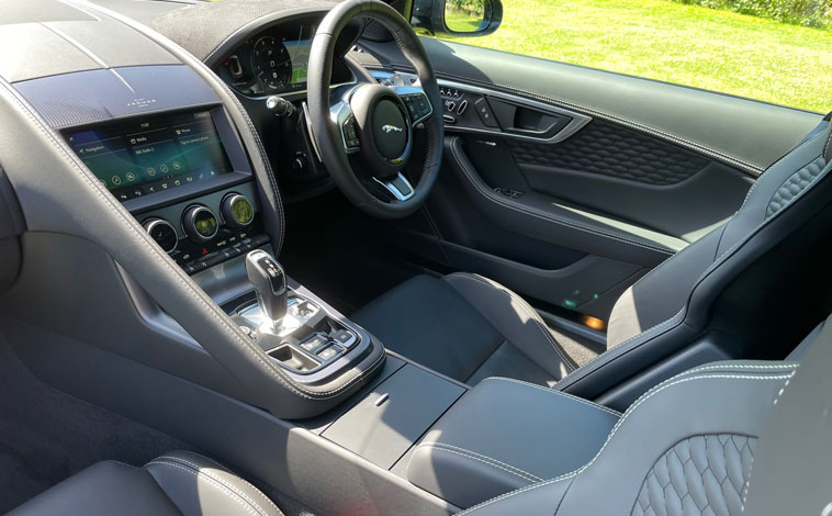 Jaguar F-Type R-Dynamic interior