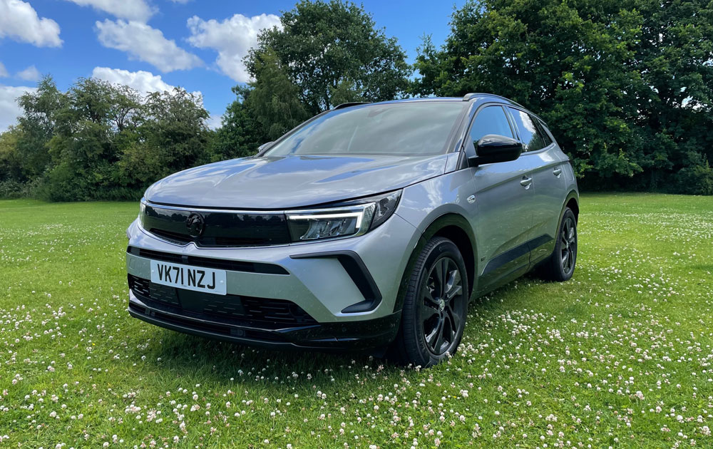 Vauxhall Grandland X test drive and review - Carjourno