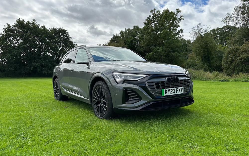 Audi Q8 e-tron front