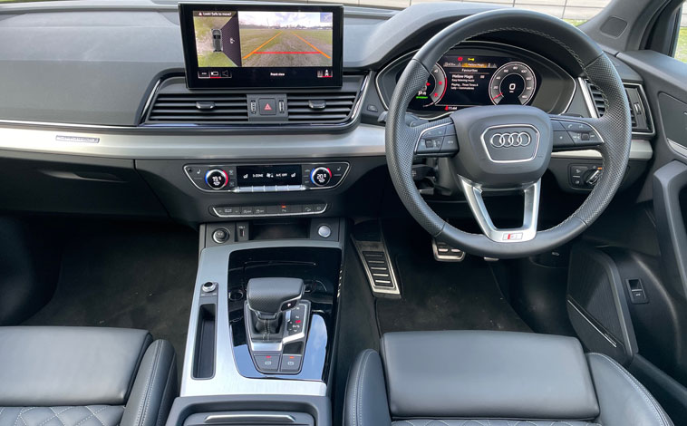 Audi Q5 interior