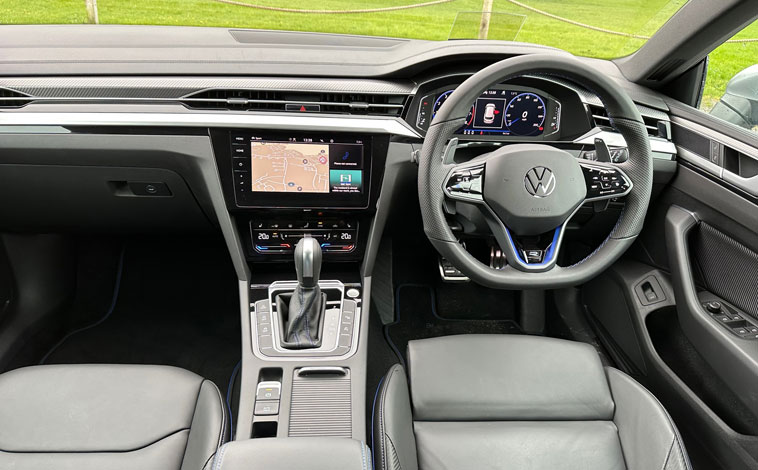 VW Arteon R Shooting Brake interior