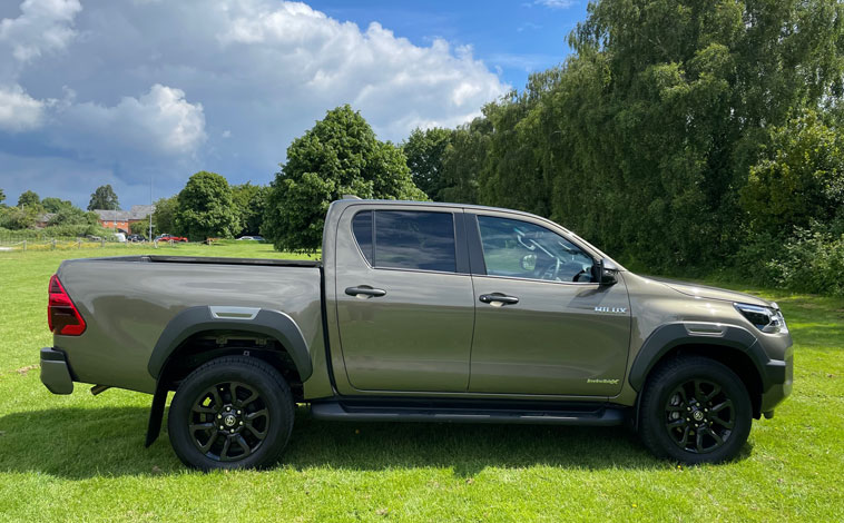 Toyota Hilux Invincible X side