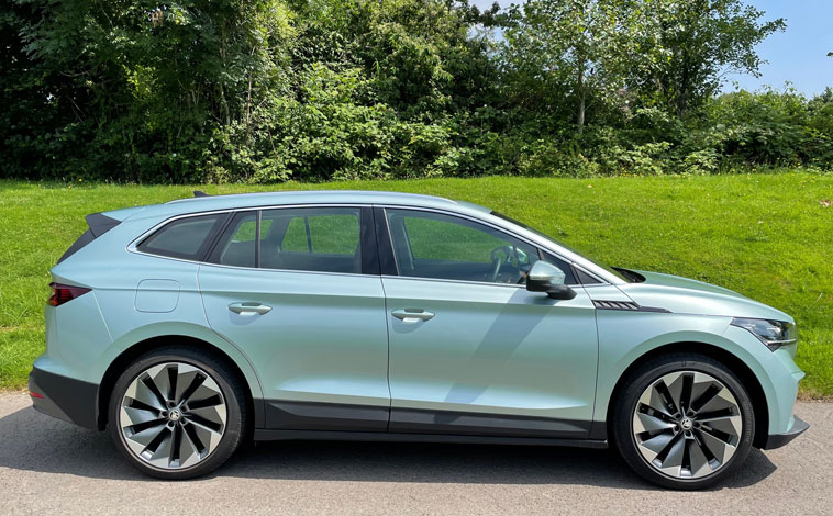 Skoda Enyaq side