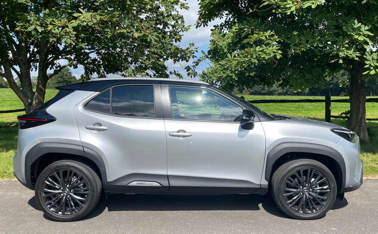 Toyota Yaris Cross side