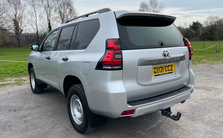 Land Cruiser Commercial rear