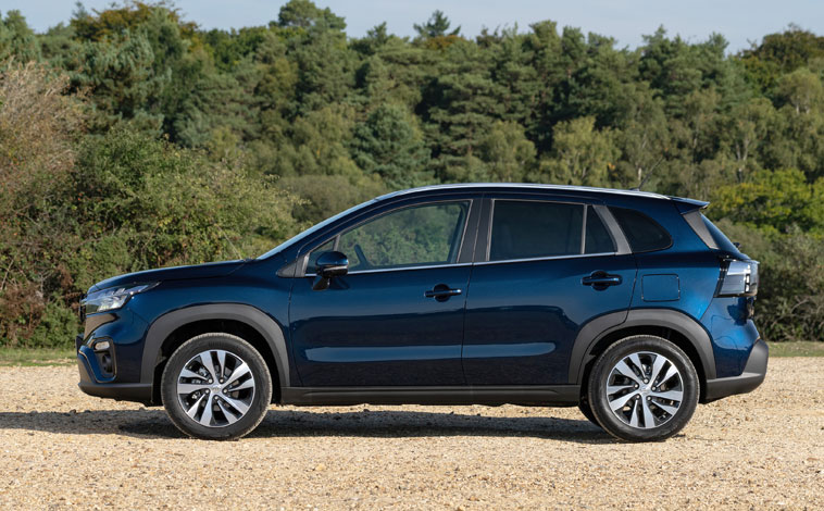 Suzuki S-Cross Full Hybrid side