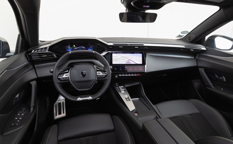 Peugeot E-308 SW GT interior