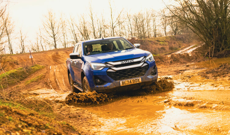 Isuzu D-Max front