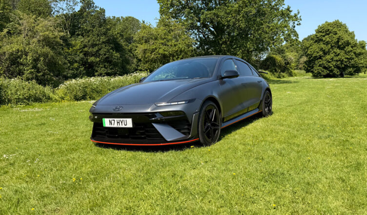 Hyundai Ioniq 6N front