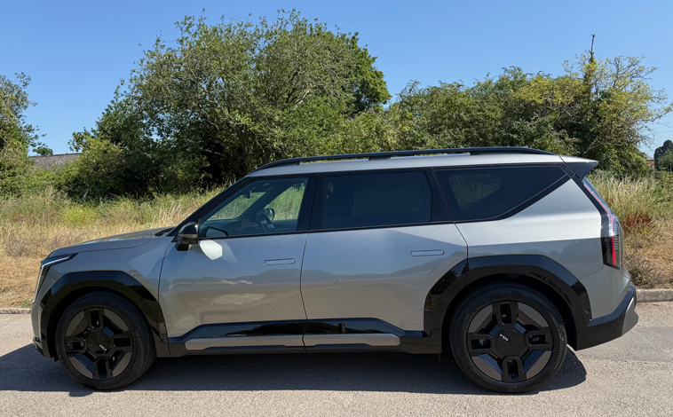 Kia EV9 GT-Line S side