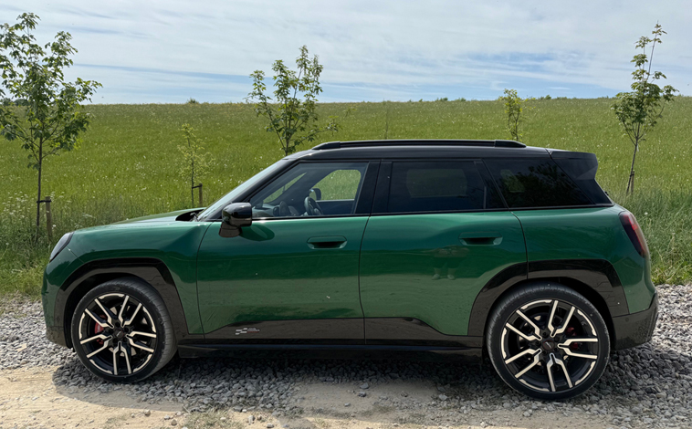 MINI Aceman JCW