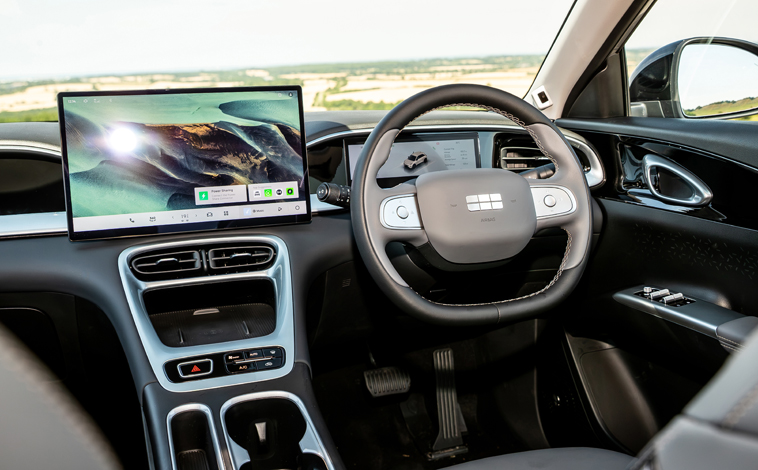 Geely EX2 interior